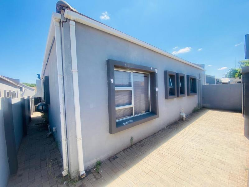 To Let 3 Bedroom Property for Rent in Kuruman Northern Cape